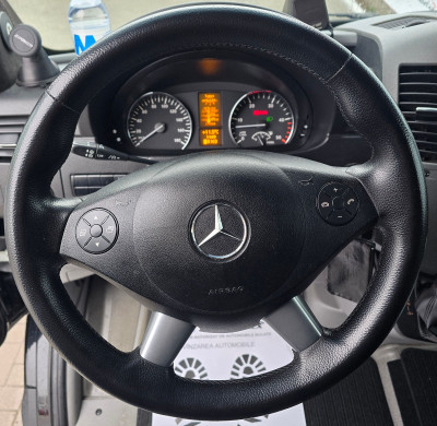 Mercedes Sprinter photo 6