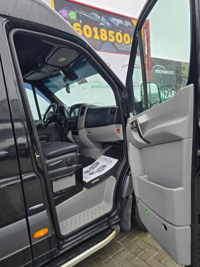 Mercedes Sprinter photo 9