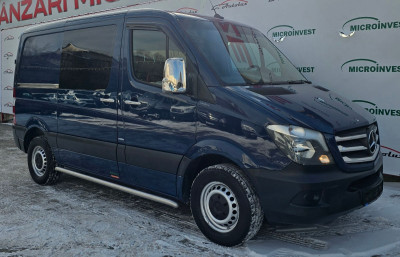 Mercedes Sprinter photo 1
