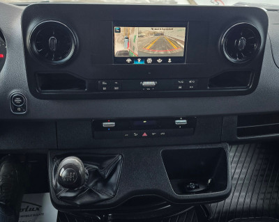 Mercedes Sprinter photo 8