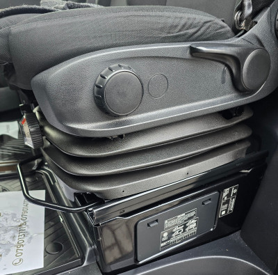 Mercedes Sprinter photo 9