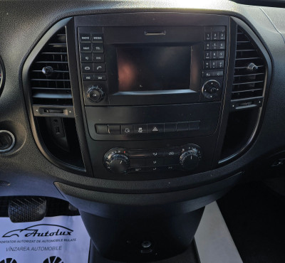 Mercedes Vito photo 7