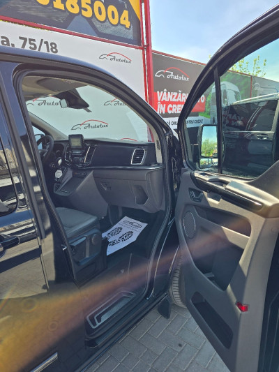 Ford Custum tourneo photo 10