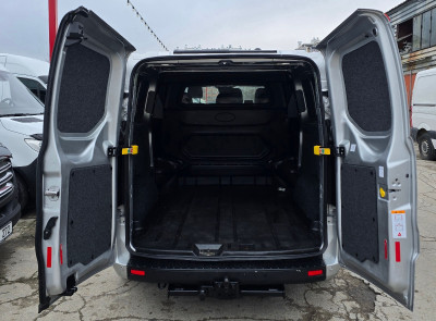 Ford Transit Custum TVA photo 14
