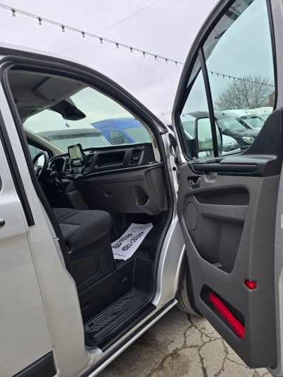 Ford Transit Custum TVA photo 9