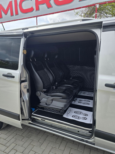 Ford Transit Custum TVA photo 11