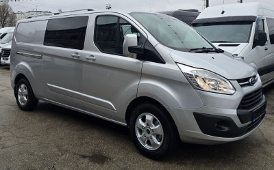 Ford Transit Custum photo 1