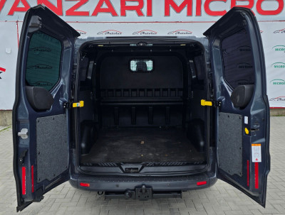 Ford Transit Custum photo 18