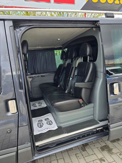 Ford Transit photo 6