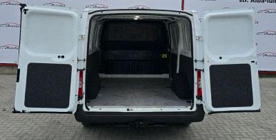 Ford Transit photo 10