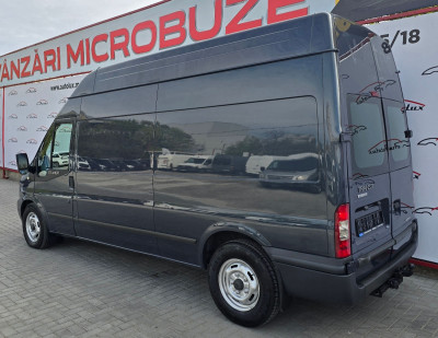 Ford Transit photo 3