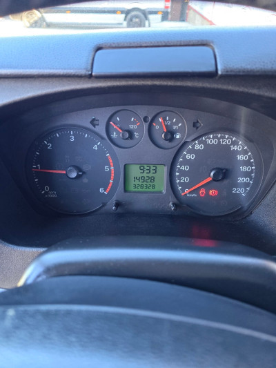 Ford Transit photo 7