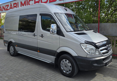 Mercedes Sprinter photo 1