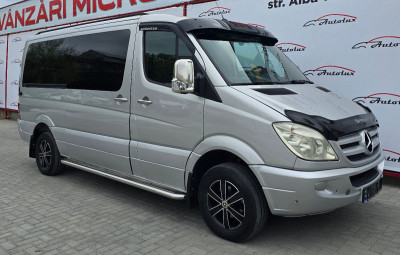 Mercedes Sprinter photo 1