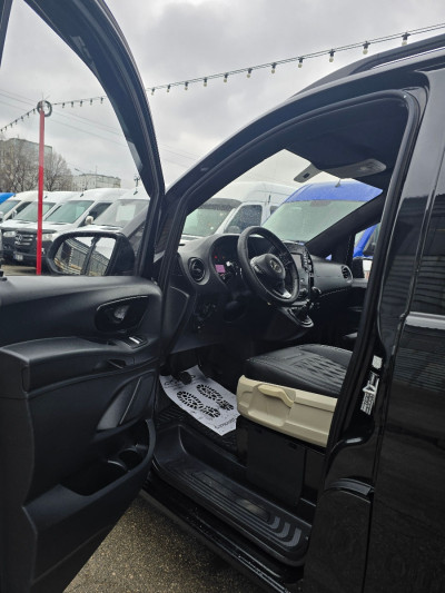 Mercedes Vito photo 5