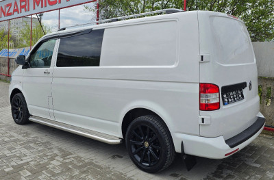 Volkswagen Transporter photo 3