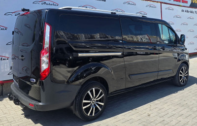 Ford Transit Custum photo 4