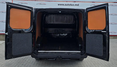 Ford Transit photo 13