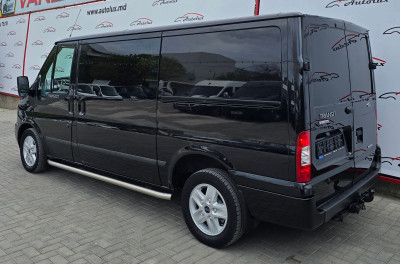 Ford Transit photo 3