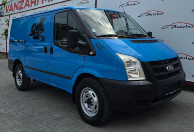 Ford Transit photo 1