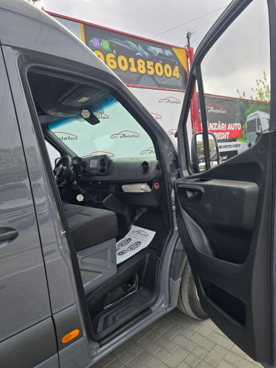 Mercedes Sprinter cu TVA photo 9
