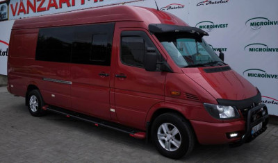 Mercedes Sprinter photo 1