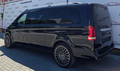 Mercedes V Class photo 3