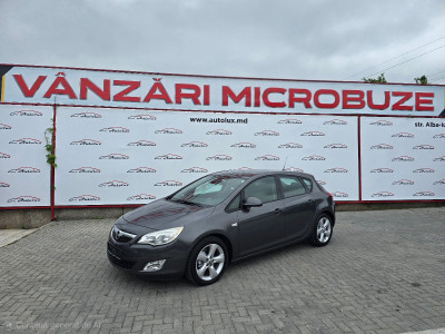 Opel Astra - Autolux.md Opel Astra photo