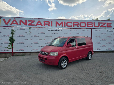 Volkswagen Transporter T5 photo