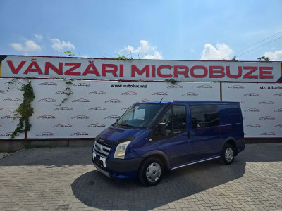 Ford Transit photo