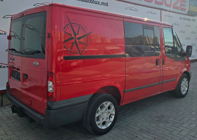 Ford Transit photo 4