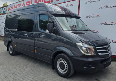 Mercedes Sprinter photo 1