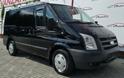 Ford Transit photo 1