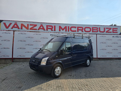 Ford Transit photo
