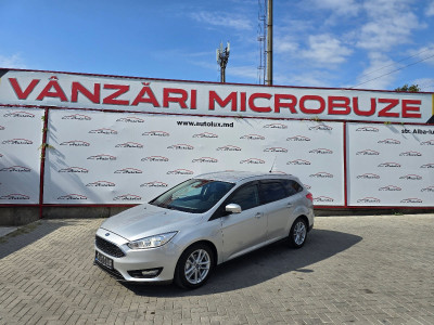 Ford Focus photo
