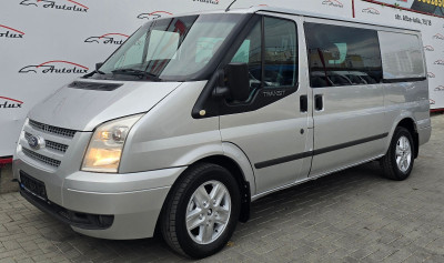 Ford Transit photo 2