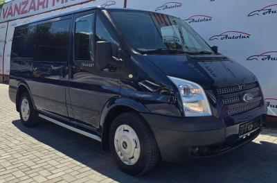 Ford Transit photo 1