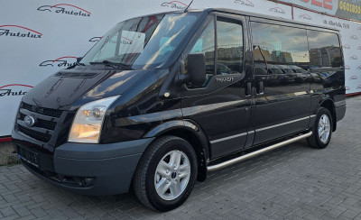 Ford Transit photo 2