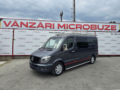 Mercedes Sprinter photo