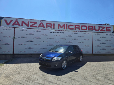 Toyota Auris photo