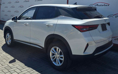 Wuling Alvez photo 3