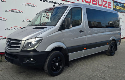Mercedes Sprinter photo 2