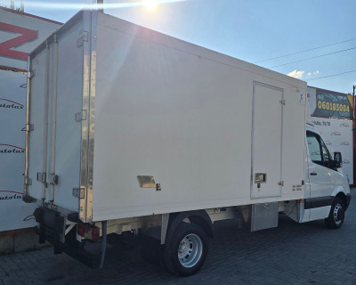 Mercedes Sprinter photo 4
