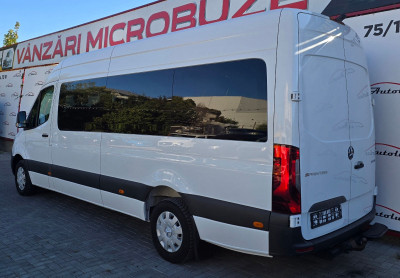Mercedes Sprinter photo 3