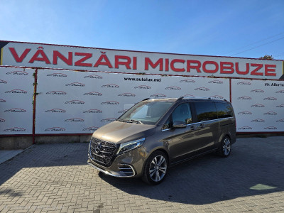 Mercedes V class photo