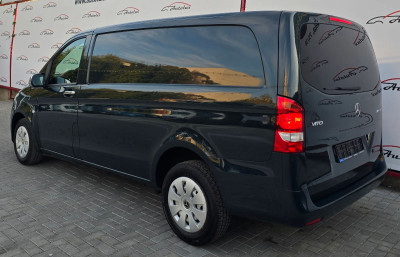 Mercedes Vito photo 3